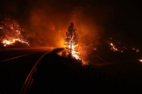 6 p.m. UPDATE: Berry Creek engulfed in flames, three dead due to Bear Fire – Chico Enterprise-Record