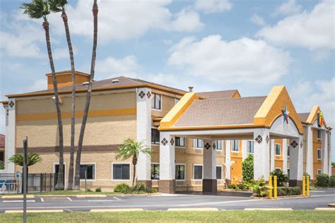 Super 8 by Wyndham Harlingen TX | Harlingen, TX Hotels