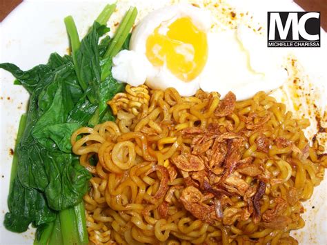 The Michelle Factor: Breakfast : Indomie - Mie Goreng Rendang + Egg ...