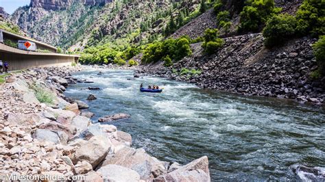 Colorado River Whitewater Rafting – Kremmling-Radium-Glenwood Springs, CO