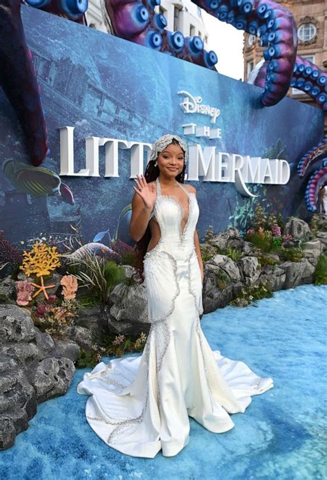 Halle Bailey wears white gown, beaded headpiece for 'Little Mermaid' London premiere - Good ...