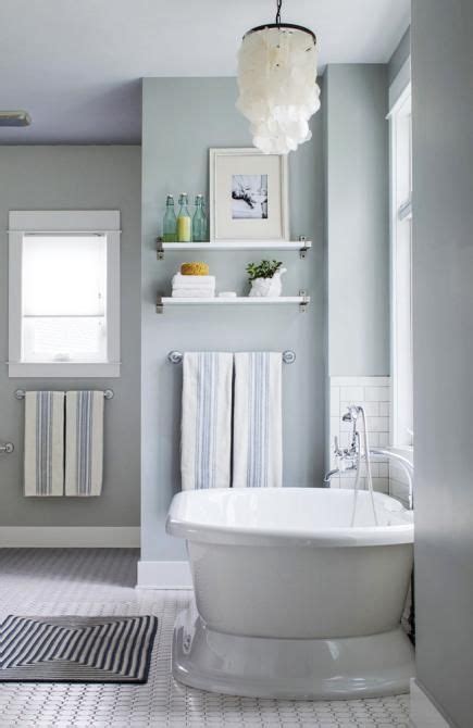 House Tour: Lake House Effect | Lake house bathroom, Bathroom design ...