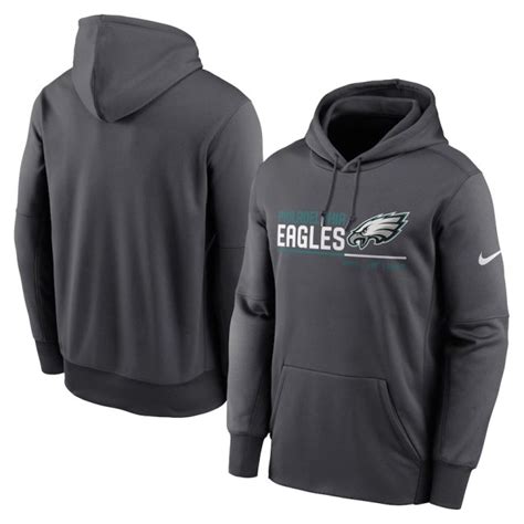 The Best Ready-To-Ship Philadelphia Eagles Merch From Fanatics - BroBible