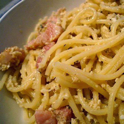 Olive Garden Recipes: Olive Garden Spaghetti Carbonara Restaurant Recipe