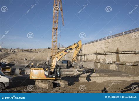 Excavator from the Caterpillar Brand Editorial Photo - Image of bulldozer, mobile: 294320826