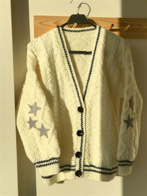 Folklore cardigan first release - lagoagrio.gob.ec