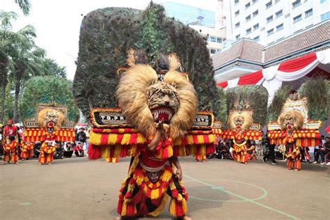 Muhadjir Tegaskan Reog Ponorogo Layak jadi Warisan Budaya tak Benda Dunia