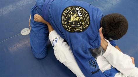 Open Guard Jiu Jitsu Postition | How To | BJJ Moves