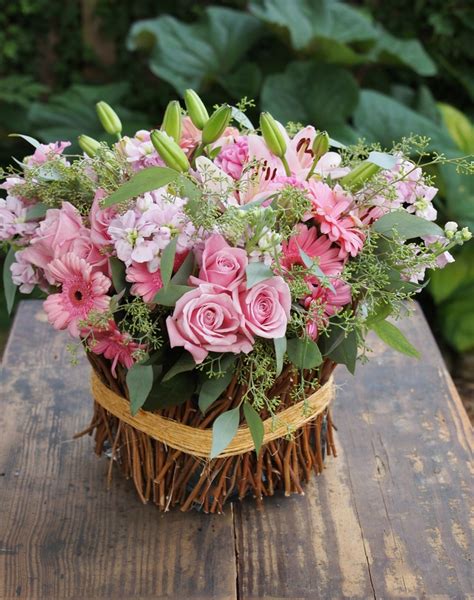 63 best images about Cut Flower Arrangements on Pinterest | Colorful ...