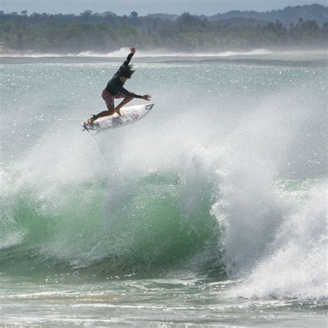 Surfing | Surfing in Aguadilla Bay, Puerto Rico. | Gloria Roman | Flickr