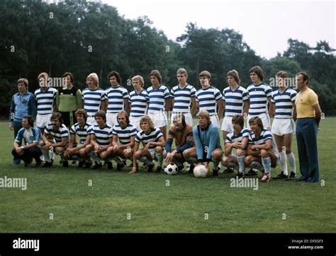 football, Bundesliga, 1975/1976, MSV Duisburg, team presentation Stock ...