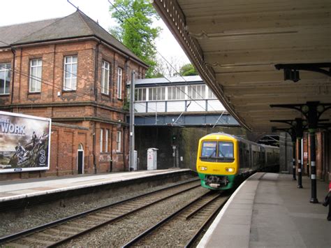 Redditch train, Sutton Coldfield station © Robin Stott cc-by-sa/2.0 :: Geograph Britain and Ireland