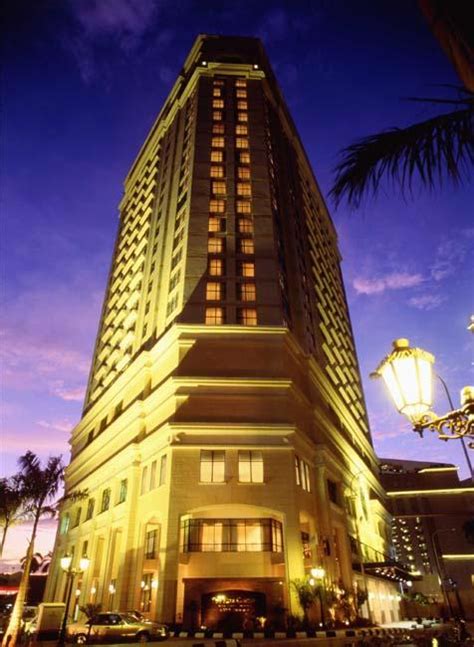 Ritz Carlton Hotel Kuala Lumpur ~ Asian Vacation Travels Hotels