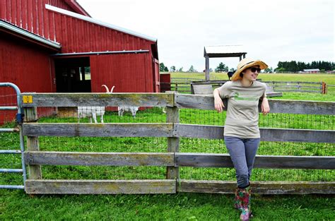 Woman in Real Life:The Art of the Everyday: A Visit to Farm Sanctuary ...