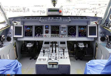 Sukhoi SuperJet 100-95 - Large Preview - AirTeamImages.com