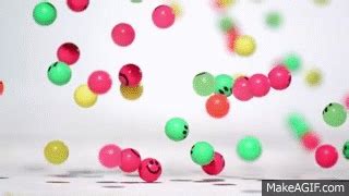 Bouncy balls on Make a GIF