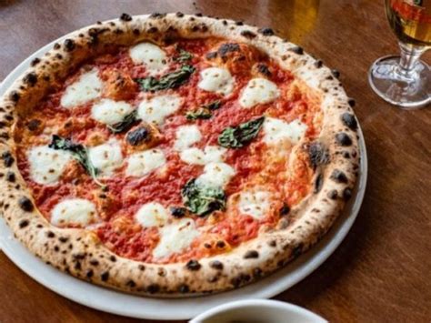 Top 10 Spots For The Best Pizza in Toronto 2021 - My Yellow Plate