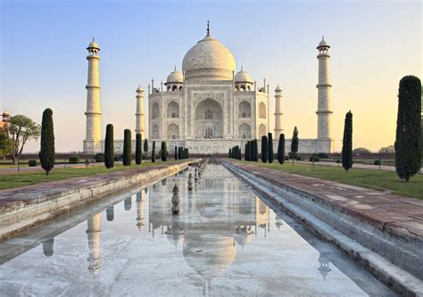 Taj Mahal Splendor - 4K Ultra HD Wallpaper