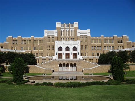 Sitio histórico nacional de Little Rock Central High School | Encuentra tu parque