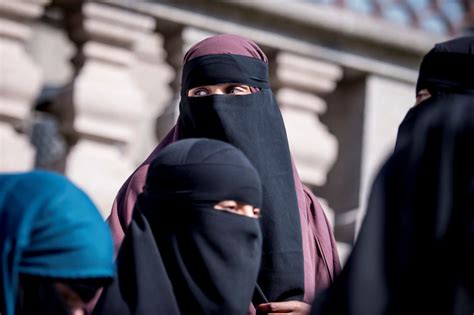 Denmark joins some European nations in banning burqa, niqab | PBS NewsHour