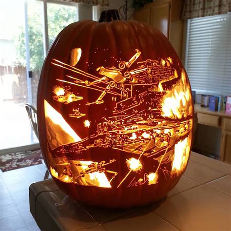 Artist Alex Wer Carves Detailed Images Into Pumpkins That Turn Out Super Cool