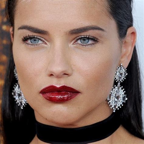 Adriana Lima Makeup: Black Eyeshadow, Silver Eyeshadow & Burgundy ...