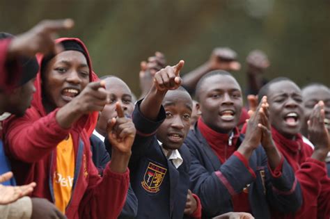 SCHOOLS: Dagoretti High on their way to Kakamega after going through Highway - The Standard Health