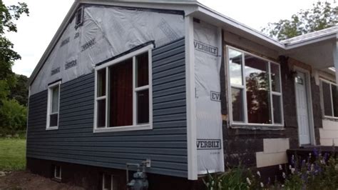 Vinyl Siding Before and After with Photos - Delight&Dazzle