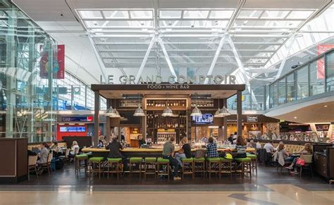 Shop and Dine at Terminal 4 - JFK Intl. Airport | Bar area design, Wine ...