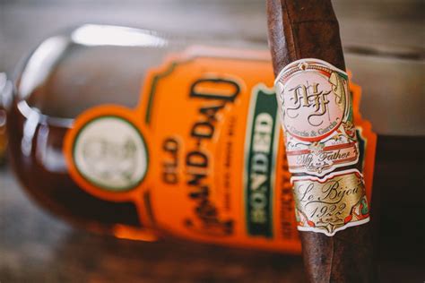 Cigar Pairings: 5 Great Cigars And Their Perfect Bourbon | The Bourbon Review