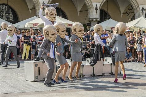 Street Theater Festival in Krakow Editorial Photography - Image of event, june: 96584947