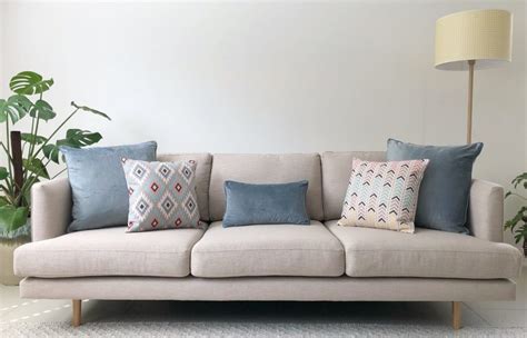 How Many Cushions Should You Put On A Sofa?