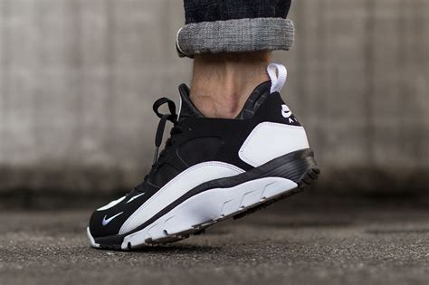 Nike Air Trainer Huarache Low Black White - Sneaker Bar Detroit