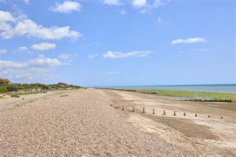 Ferring Beach Houses 6 - Kate & Tom's