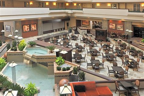 Embassy Suites By Hilton Hotel Des Moines-On The River