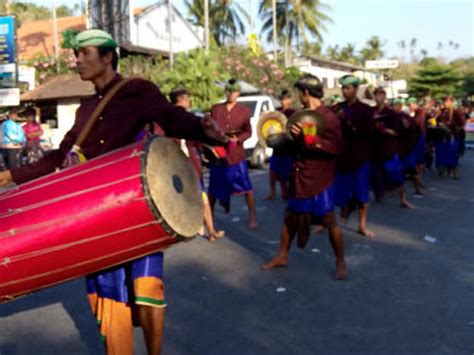 Lombok culture | Unique tradition and culture of native Lombok people