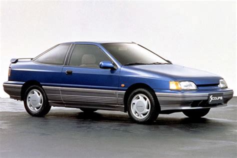 The Hyundai Scoupe Was Hyundai's First Attempt at a Sporty Car - Autotrader