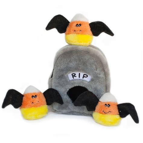 These Fun Halloween Toys For Dogs are Such a Treat! - http://www.dogvills.com