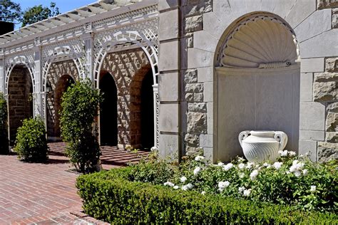 Greystone Mansion & Gardens Review - Grading Gardens