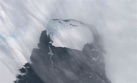 Scientists Monitor Huge Iceberg That Broke Off From Antarctica - NBC News