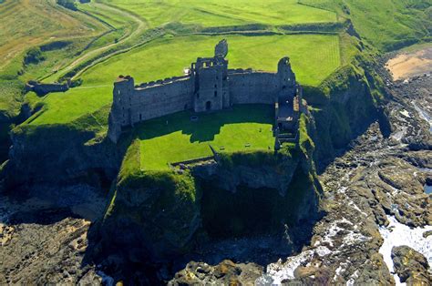 Tantallon Castle Landmark in North Berwick, SC, United Kingdom ...