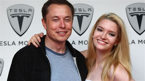 Filha de Elon Musk não quer usar o sobrenome do pai e alega má relação