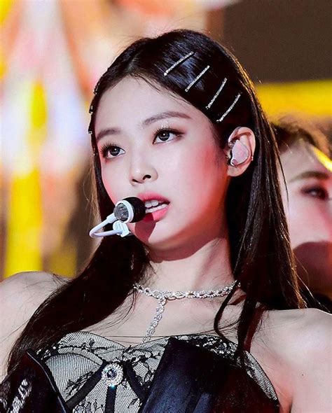 4 Reasons Why BLACKPINK’s Jennie Is The Perfect Ambassador For Chanel ...