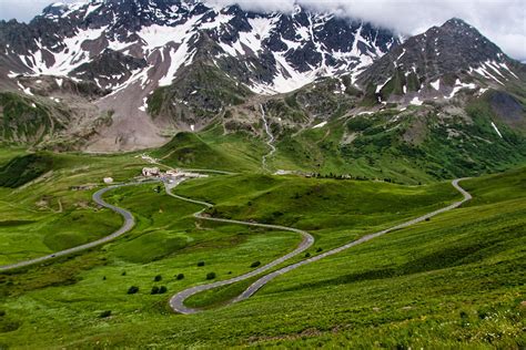 Top 10 des plus beaux cols des Alpes