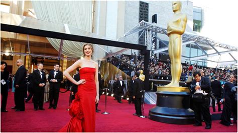 6 most expensive Oscar gowns in photos