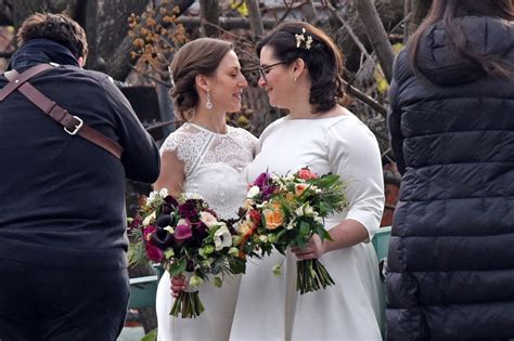 Chuck Schumer's daughter Alison weds Elizabeth Weiland in Brooklyn