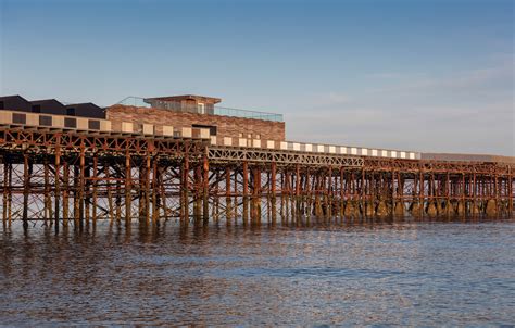 Hastings Pier | danielshearing.com