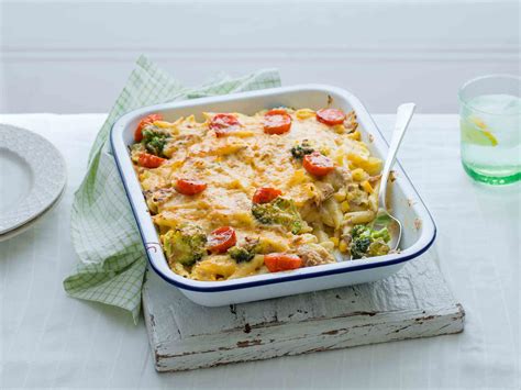 Tuna Pasta Bake Recipe | Tesco Real Food