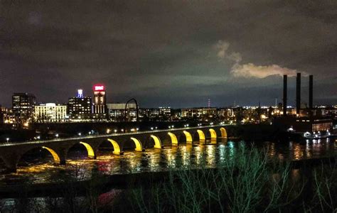 The Stone Arch Bridge, Minneapolis - Travel Past 50