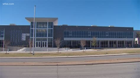 Inside look at the renovations at South Oak Cliff High School | wfaa.com